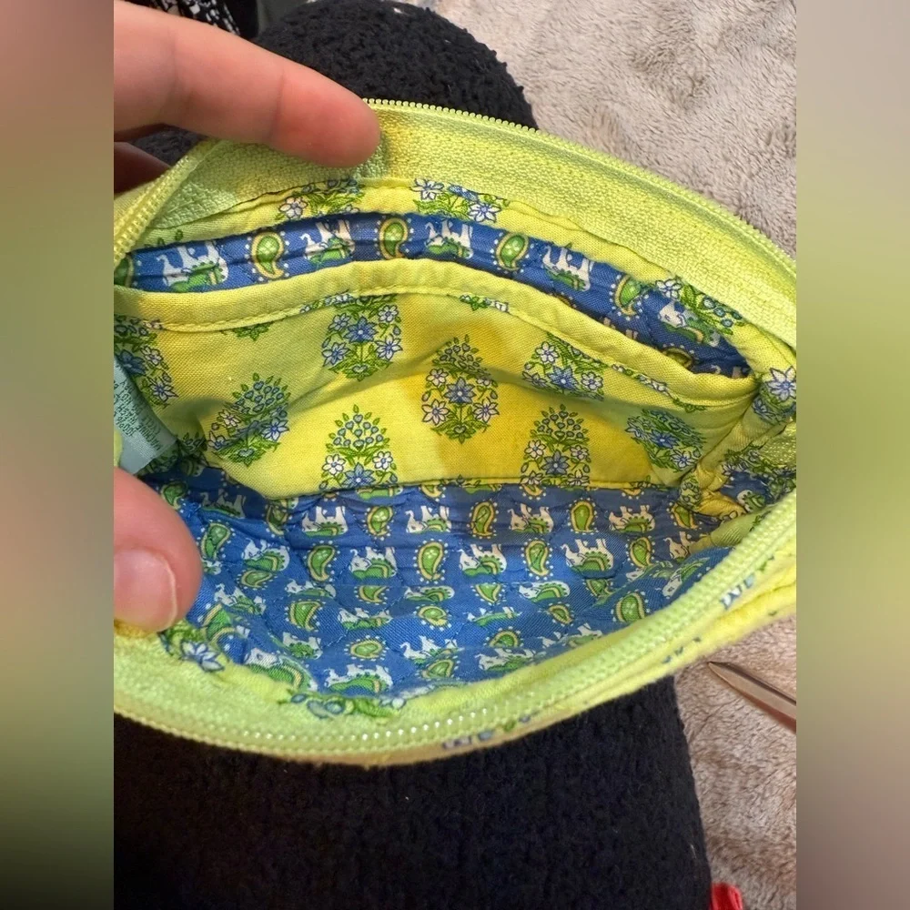 Vera Bradley Wristlet - Picture 3 of 4